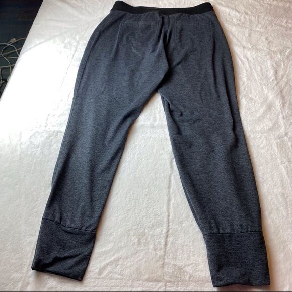Athleta Gray Flux Street Joggers Size Small - Picture 2 of 12